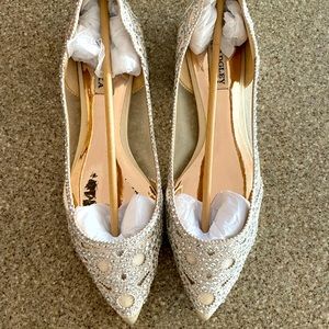 Badgley Mischka flats